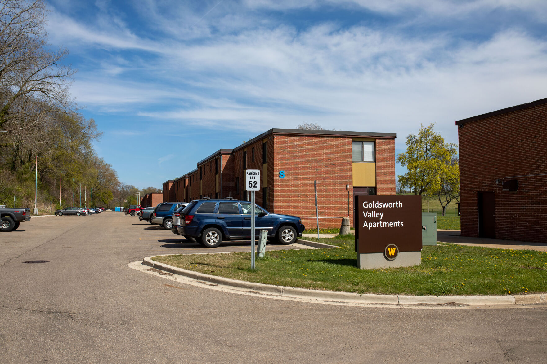 Outside of Goldsworth Valley apartments